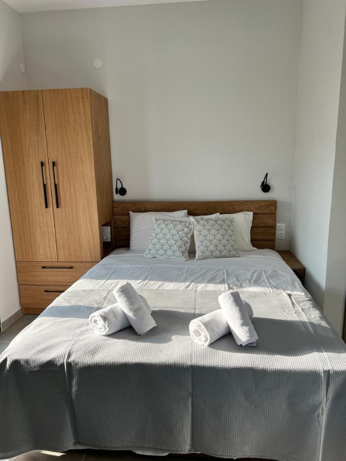 Aurora Apartments Неа-Врасна Екстер'єр фото